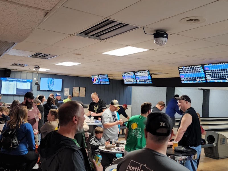 League bowlers at Blue Devil Bowl